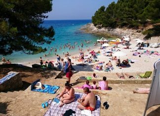 Strandok és sportolási lehetőségek Pulában