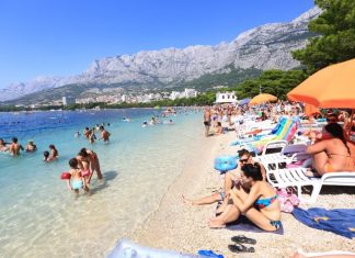 Makarska strandjai és sportolási lehetőségei